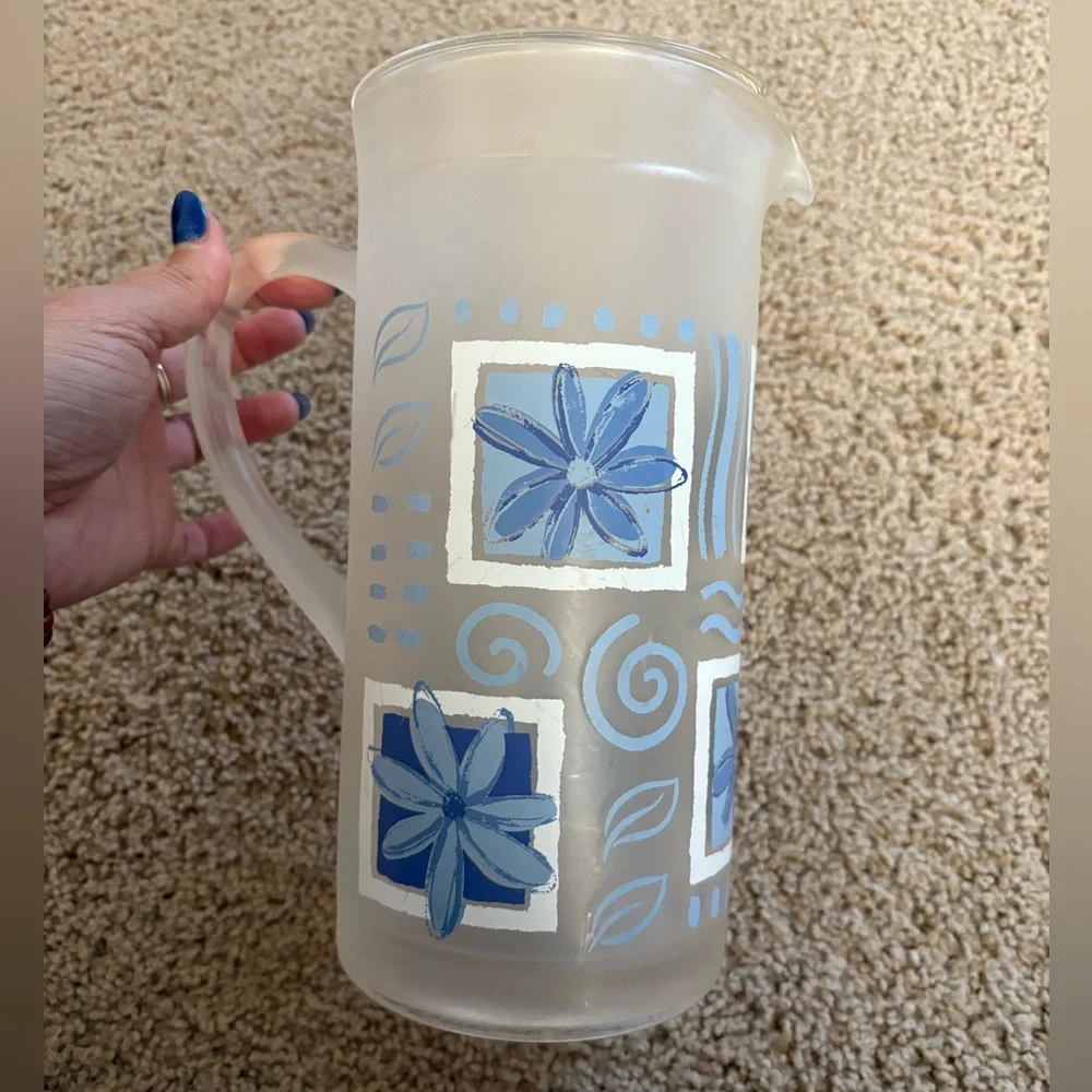 Precision craft vintage 1.5 Liter blue floral frosted drink pitcher